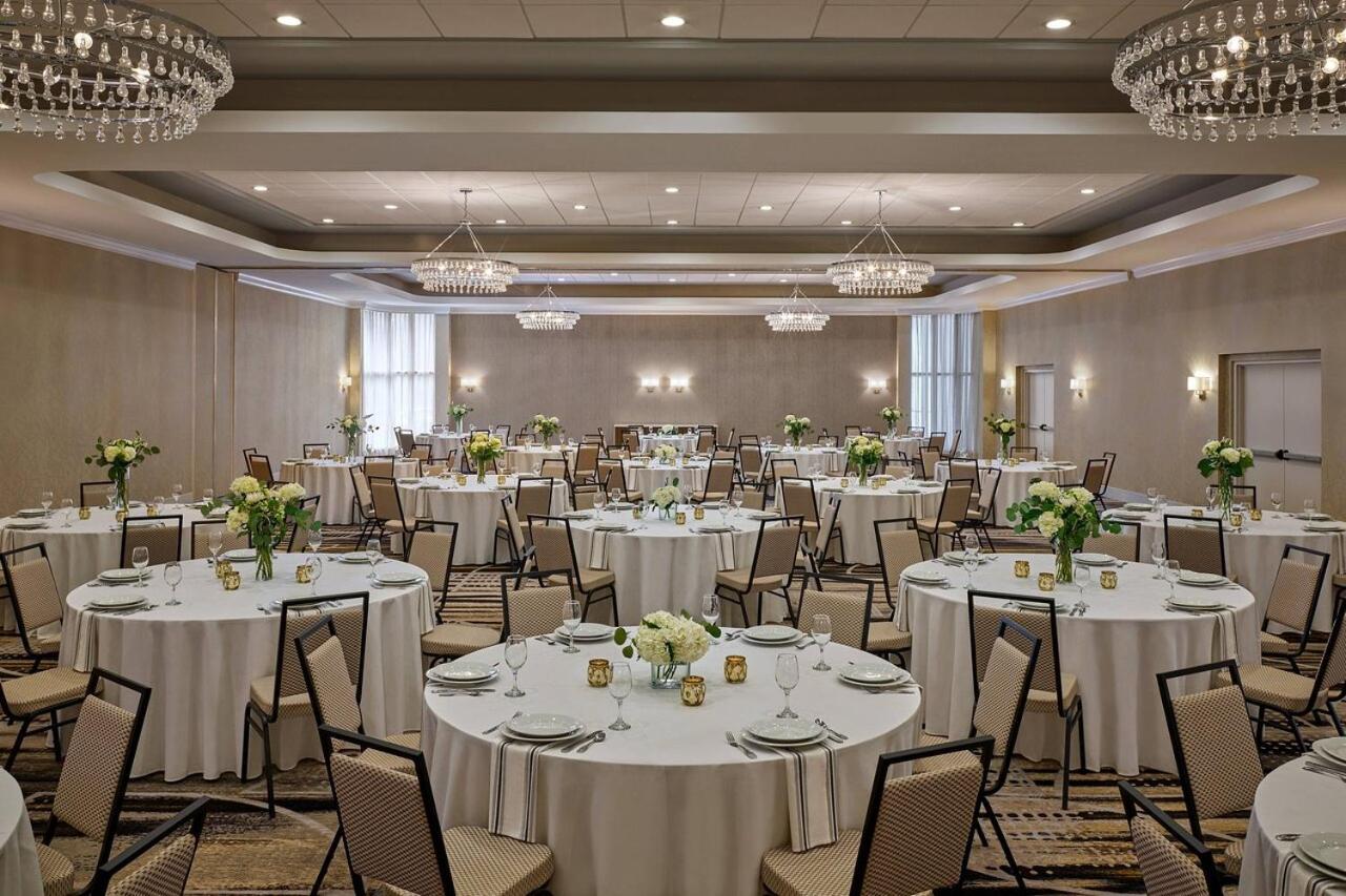 Delta Hotels By Marriott Chicago Уиллоубрук Экстерьер фото